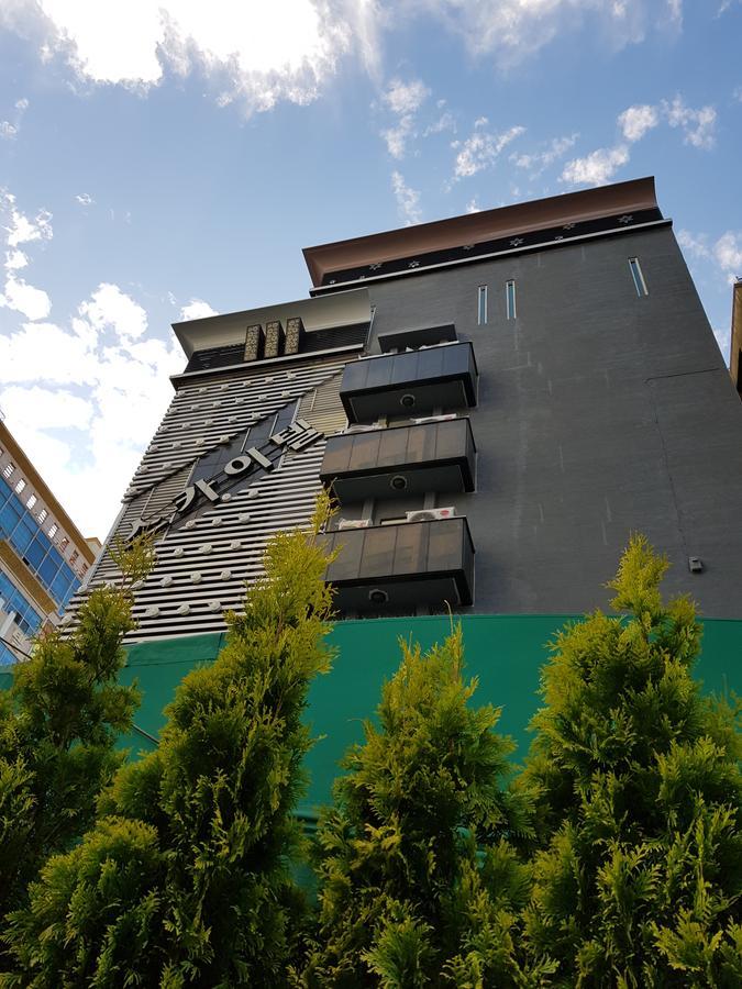 Sky Hotel Changwon Exterior photo
